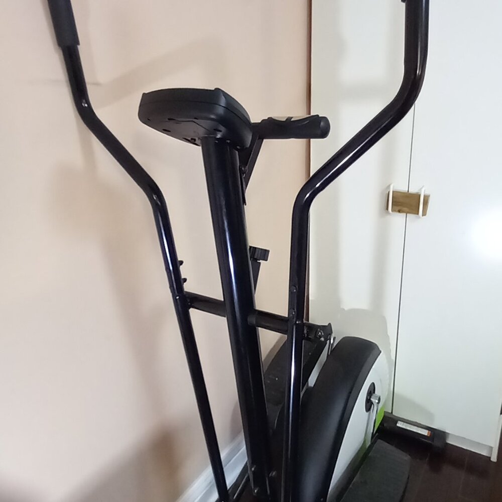 Elliptical cross trainer exercise machine